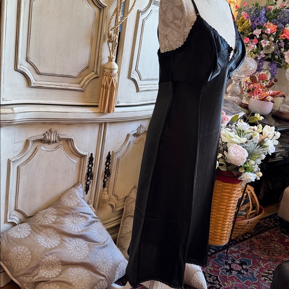 Elegant BARBIZON Vintage  Women's Slip Dress Sz: 36 New Condition - Picture 3 of 12